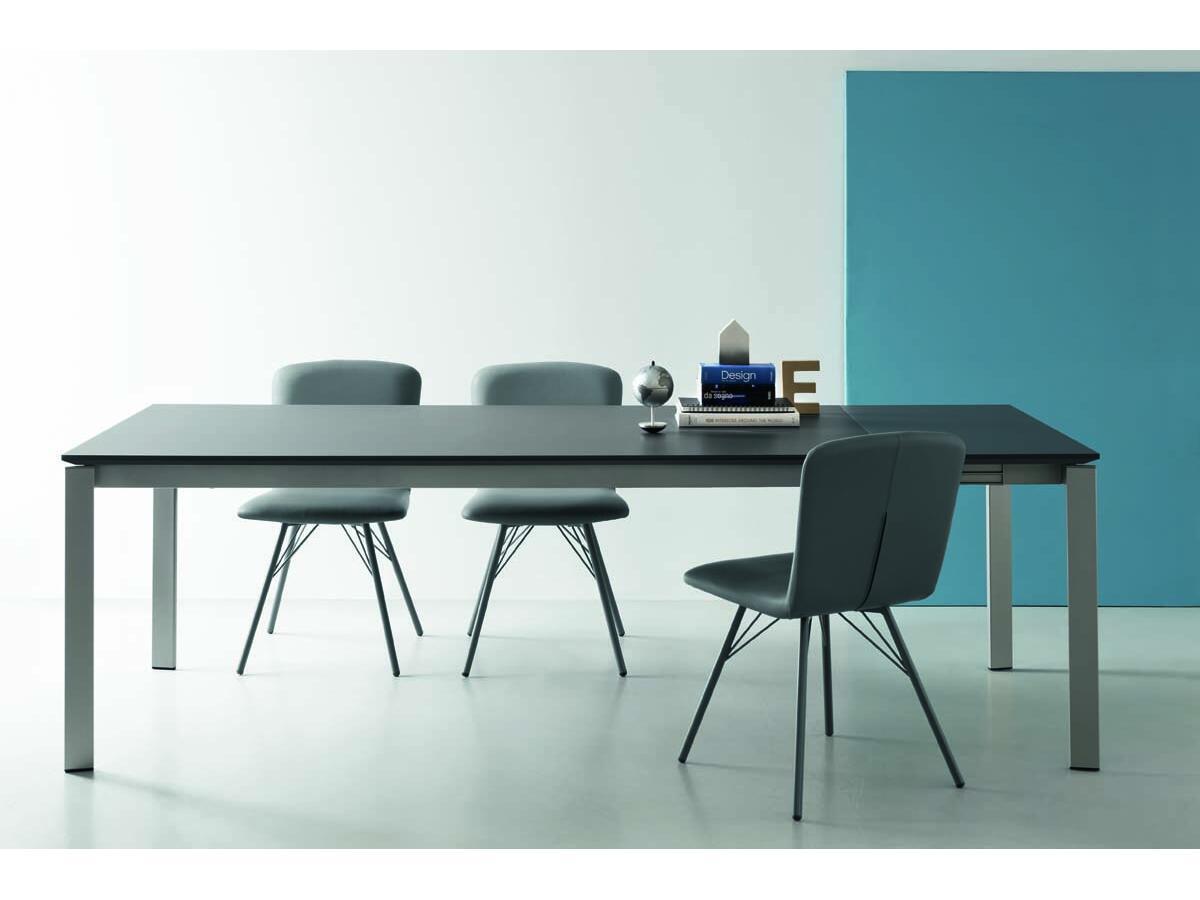 Table rectangulaire extensible